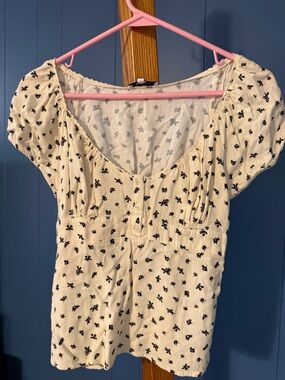 Love Tree Cream Floral Scoop-Neck Blouse